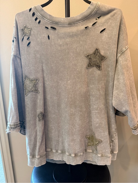 The Unbranded Brand Tops - Relaxed Star Appliqué Women's oversized sweatshirt - army green